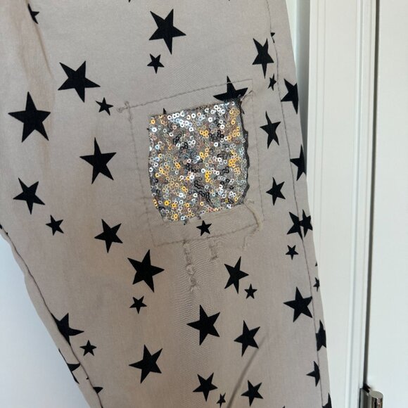 Italian made slouchy beige pant with black stars embellished with silver sequin - Picture 3 of 6